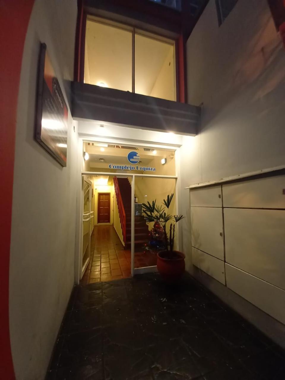 Complejo Urquiza Departamentos *